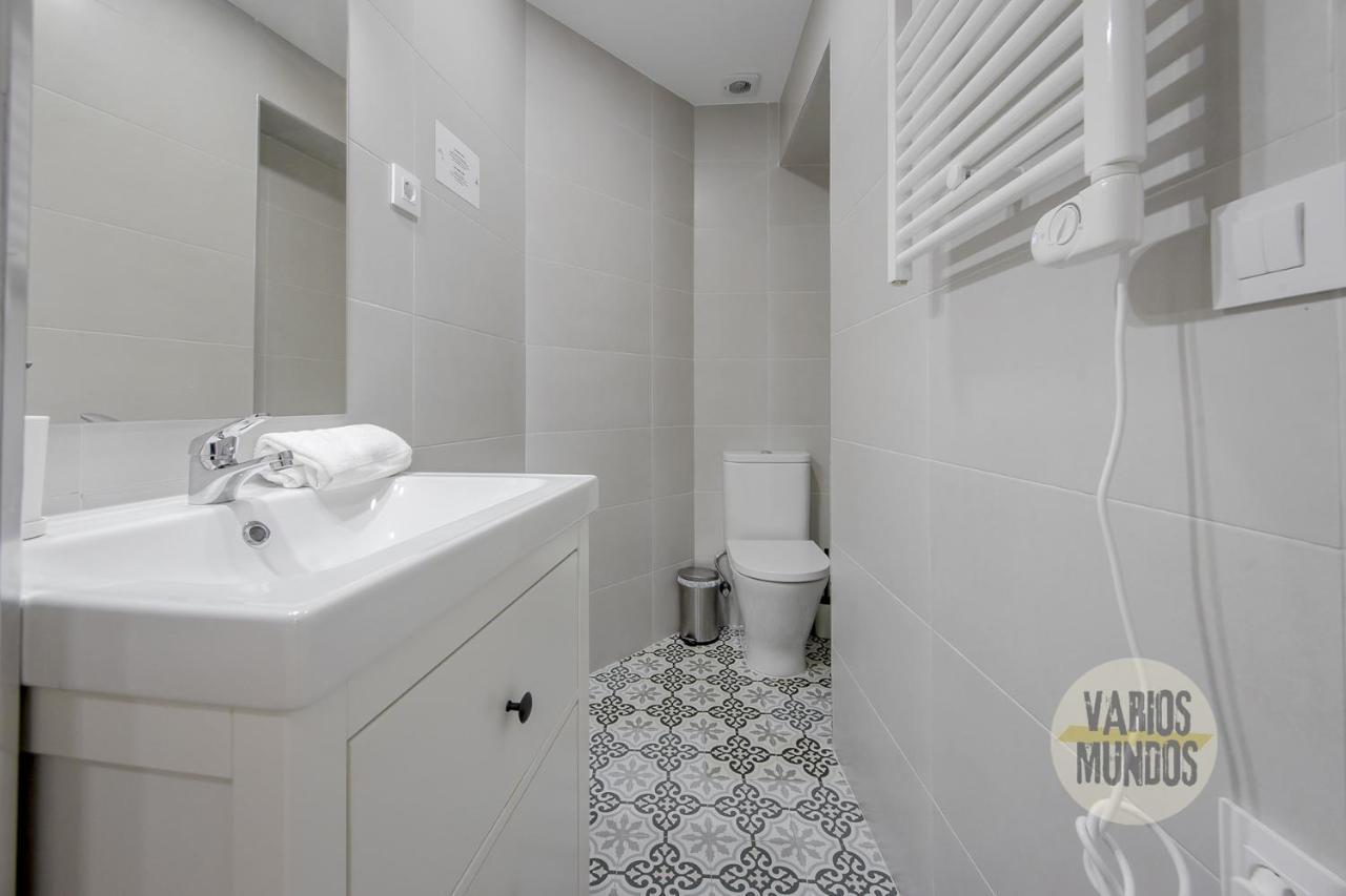 Spacious New Apartment Para 7 En La Plaza De Tirso De Molina Madrid Exteriér fotografie